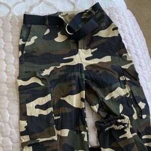 Cargo Army Pants with Belt - Missing Button